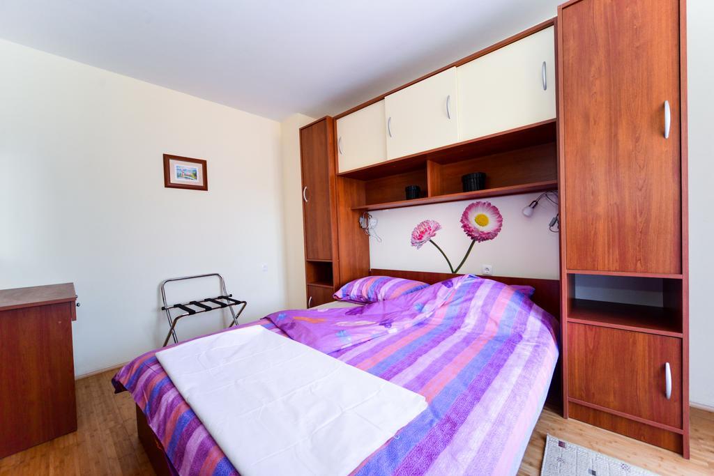 Apartments Ivan Zadar Rum bild