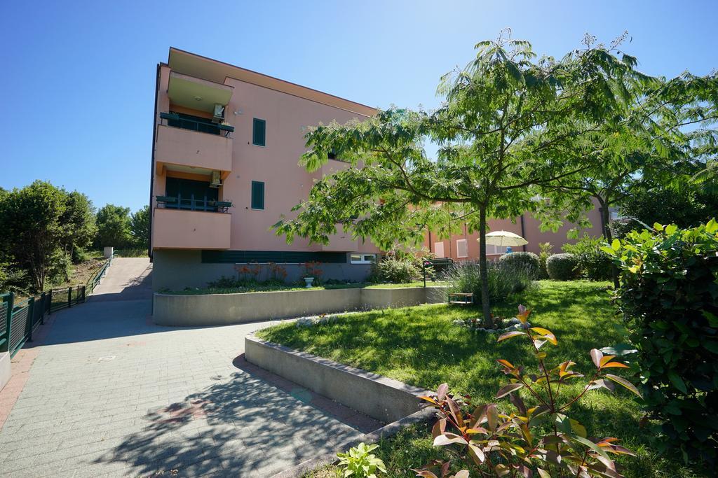 Apartments Ivan Zadar Exteriör bild